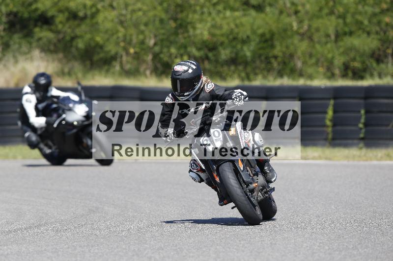 Archiv-2025/48 25.08.2025 Cornu Master School ADR/gruen-vert/60